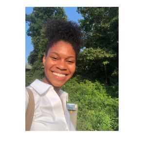 Meet your Posher, Kaia